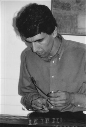 Pooyan Nassehpoor, Persian Santoor Soloist and teacher
